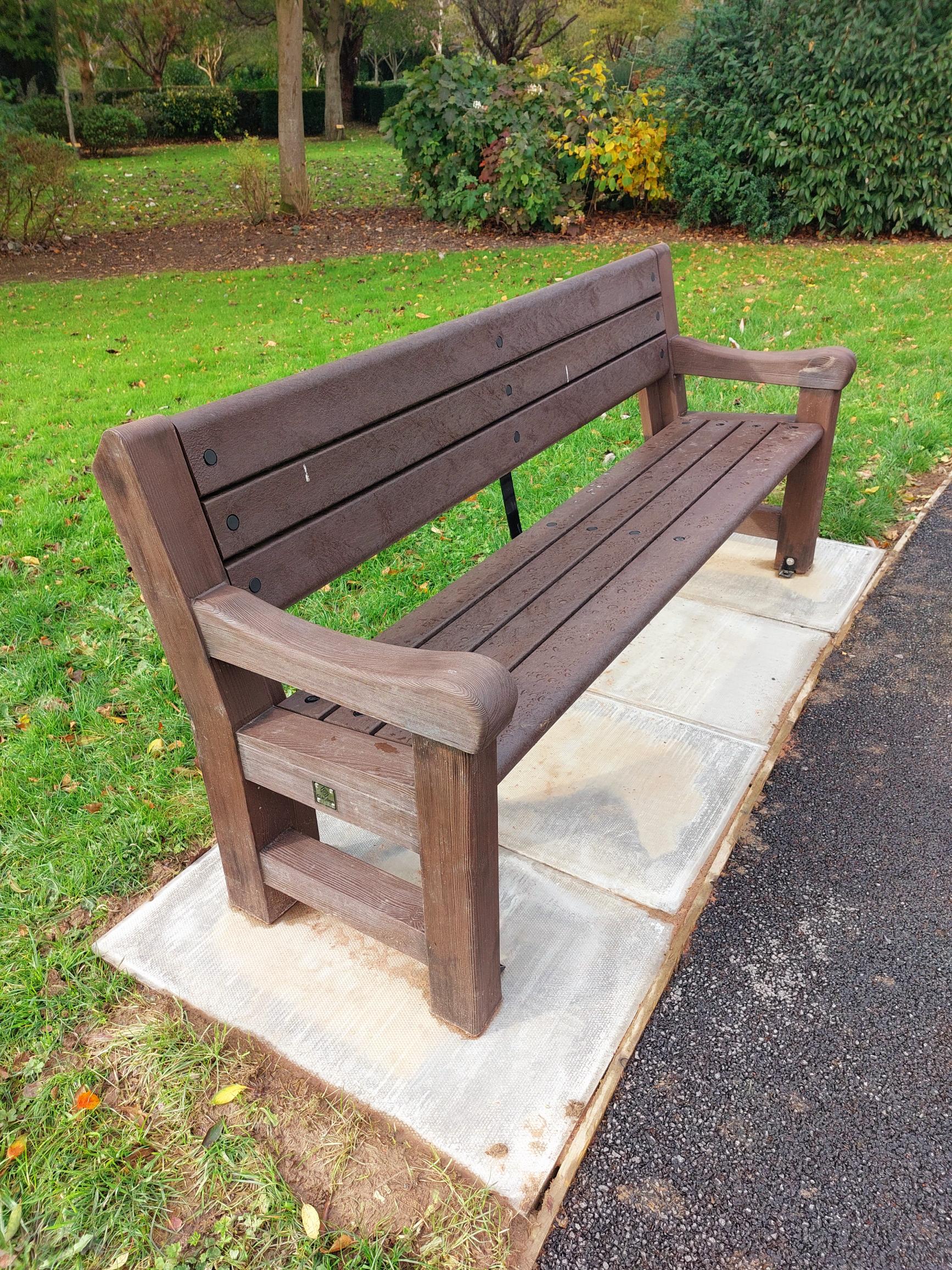 Memorial bench