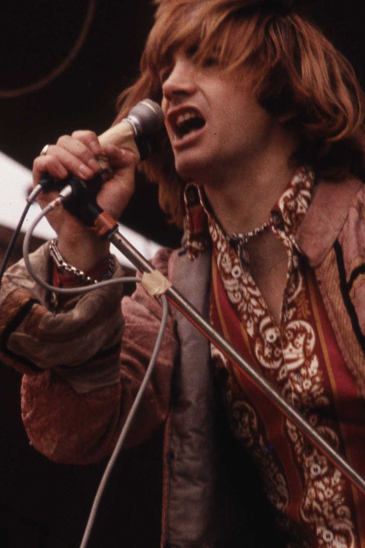 Screaming Lord Such sings into a microphone